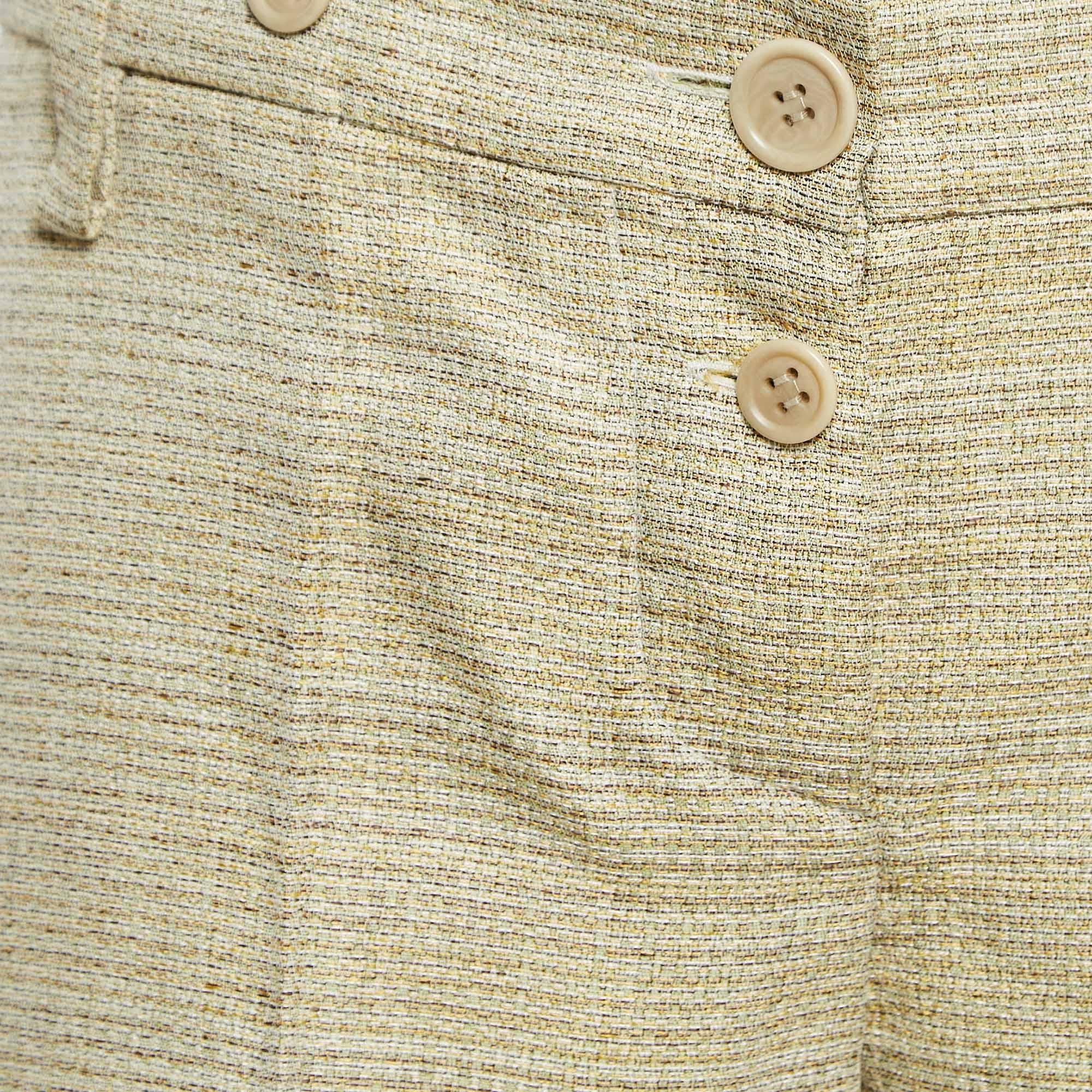 Chloe Beige Patterned Regular Short L Bon état - En vente à Dubai, Al Qouz 2
