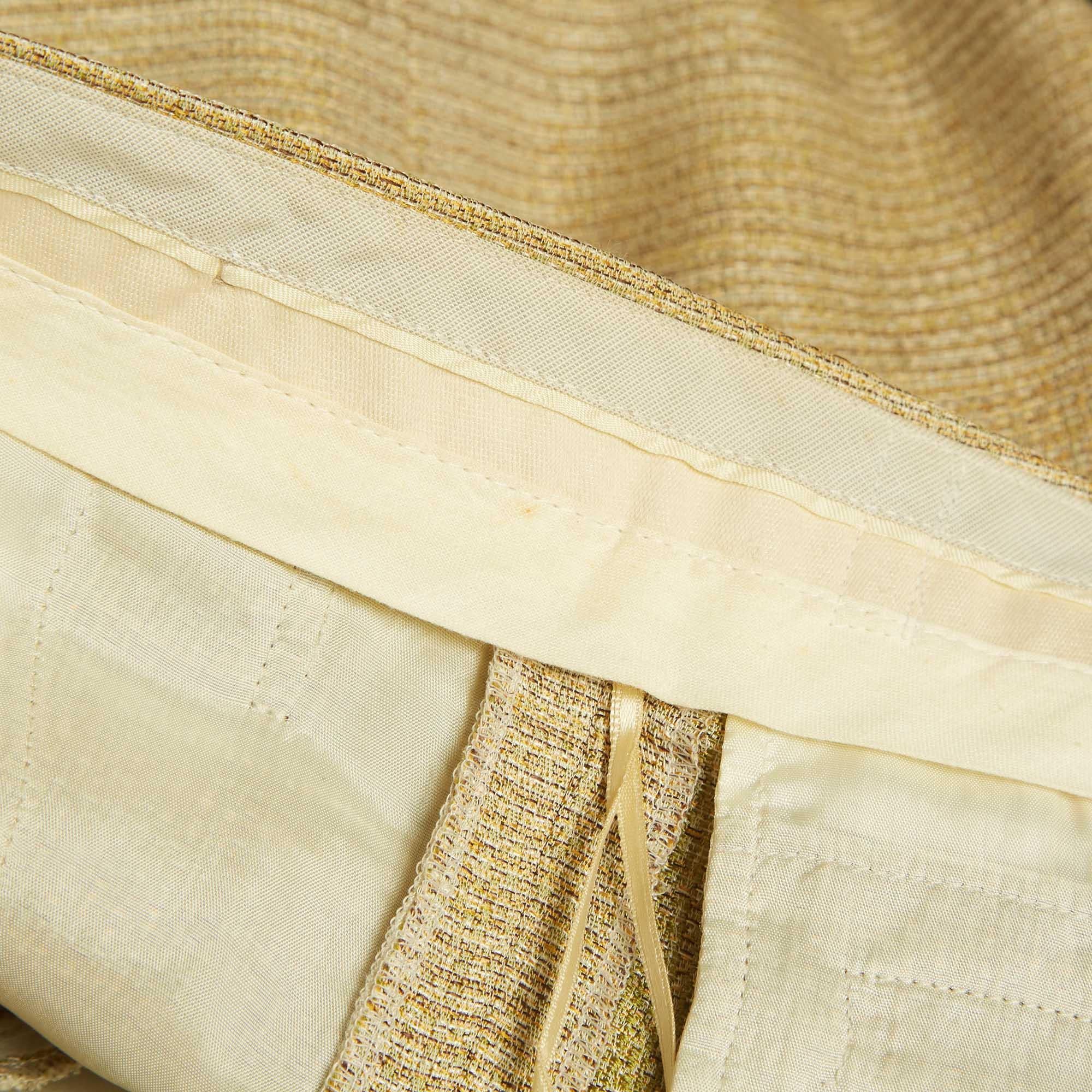 Chloe Beige Patterned Regular Short L Pour femmes en vente