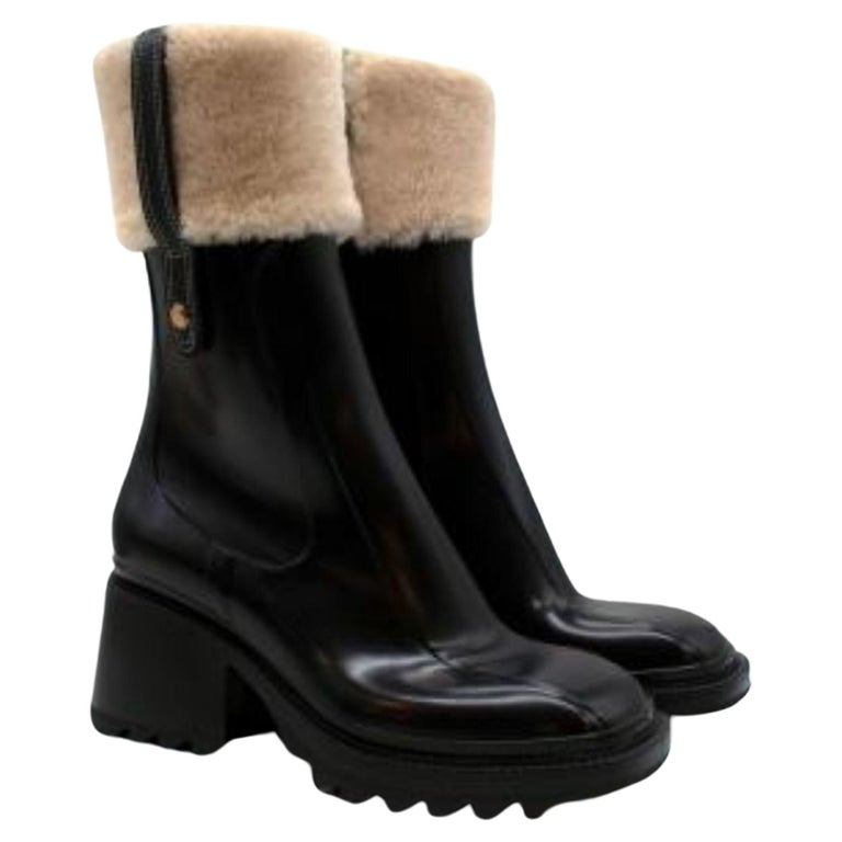 Chloe Betty shearlingtrimmed rubber ankle boots For Sale at 1stDibs