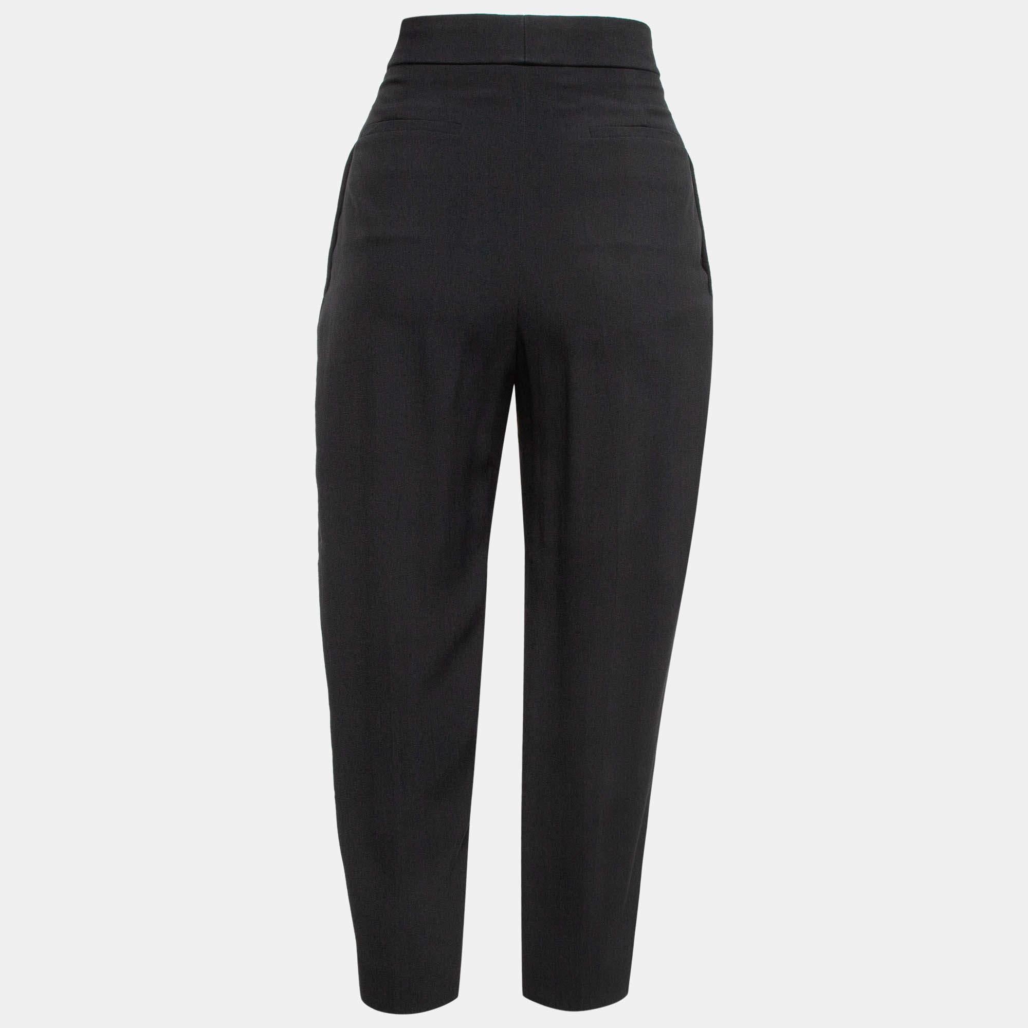 Enhance your formal attire with this pair of trousers. Designed into a superb silhouette and fit this pair of trousers will definitely make you look elegant.