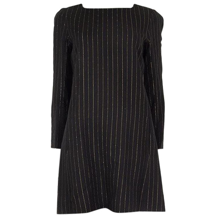 CHLOE black & gold silk & wool PINSTRIPE 3/4 Sleeve Shift Dress 38 S For Sale