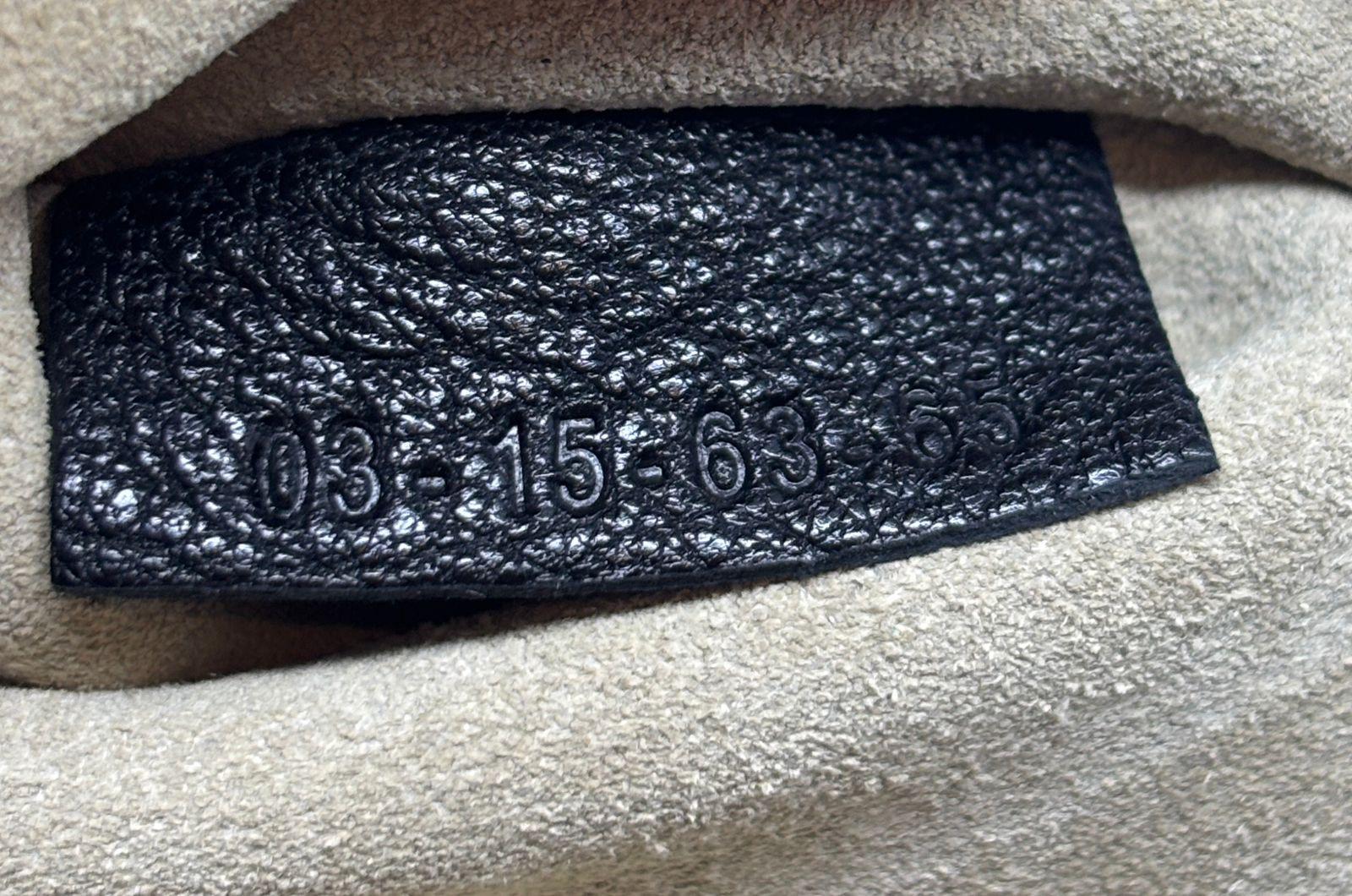 Bolso Crossbody Drew de piel granulada negra de Chloe en venta 4
