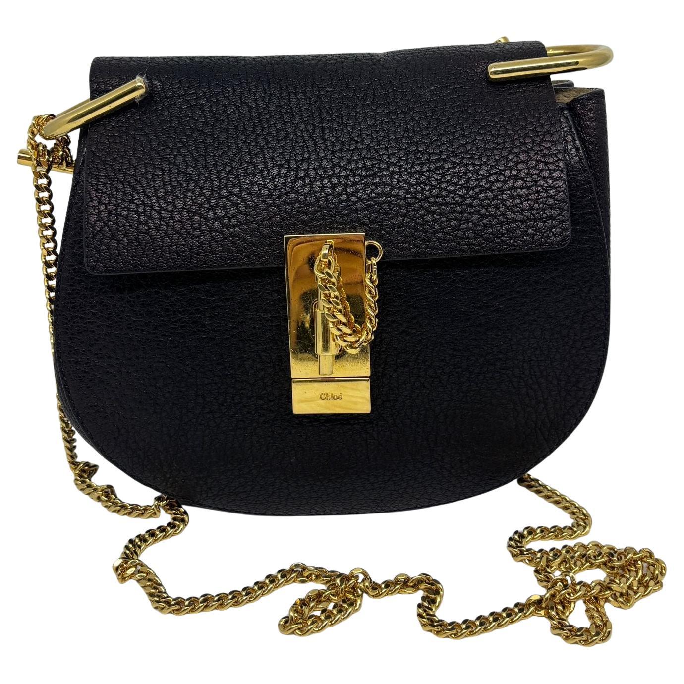 Bolso Crossbody Drew de piel granulada negra de Chloe en venta