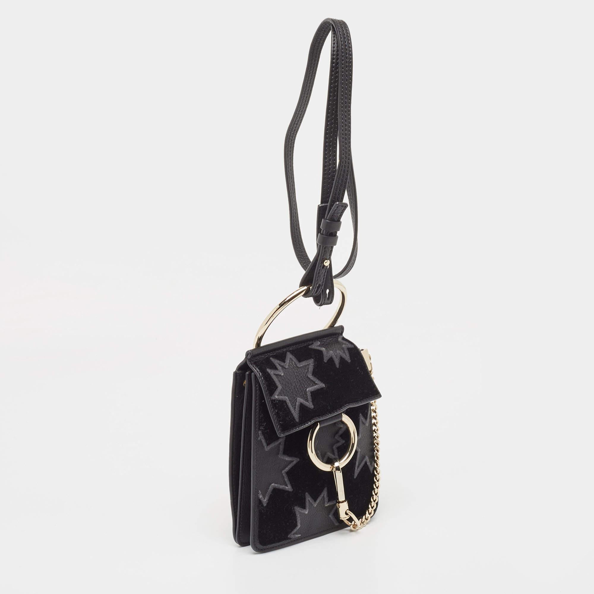 Chloe Black Leather and Suede Mini Star Faye Crossbody Bag In Good Condition For Sale In Dubai, Al Qouz 2