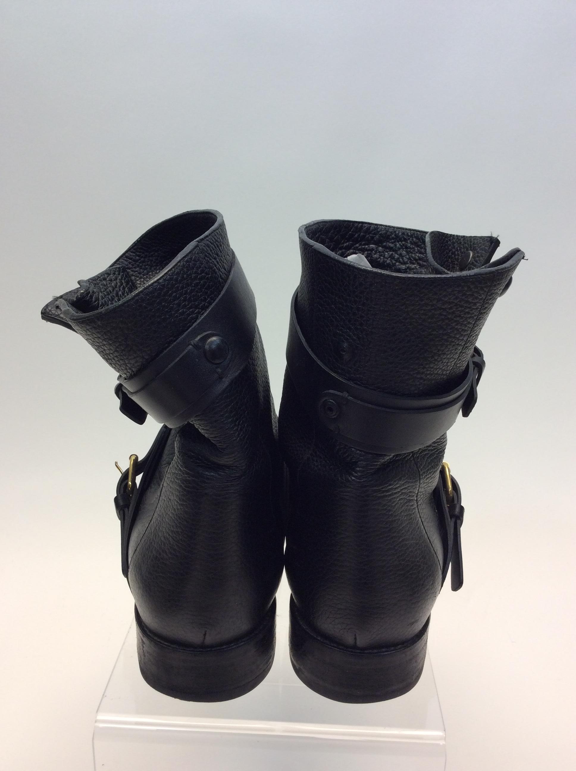 Chloe Black Leather Ankle Boot In Good Condition For Sale In Narberth, PA