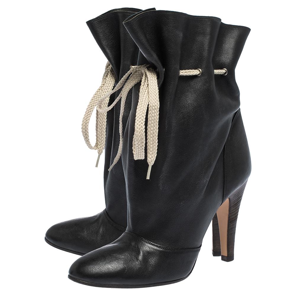 Chloe Black Leather Ankle Length Booties Size 37.5 In Good Condition In Dubai, Al Qouz 2