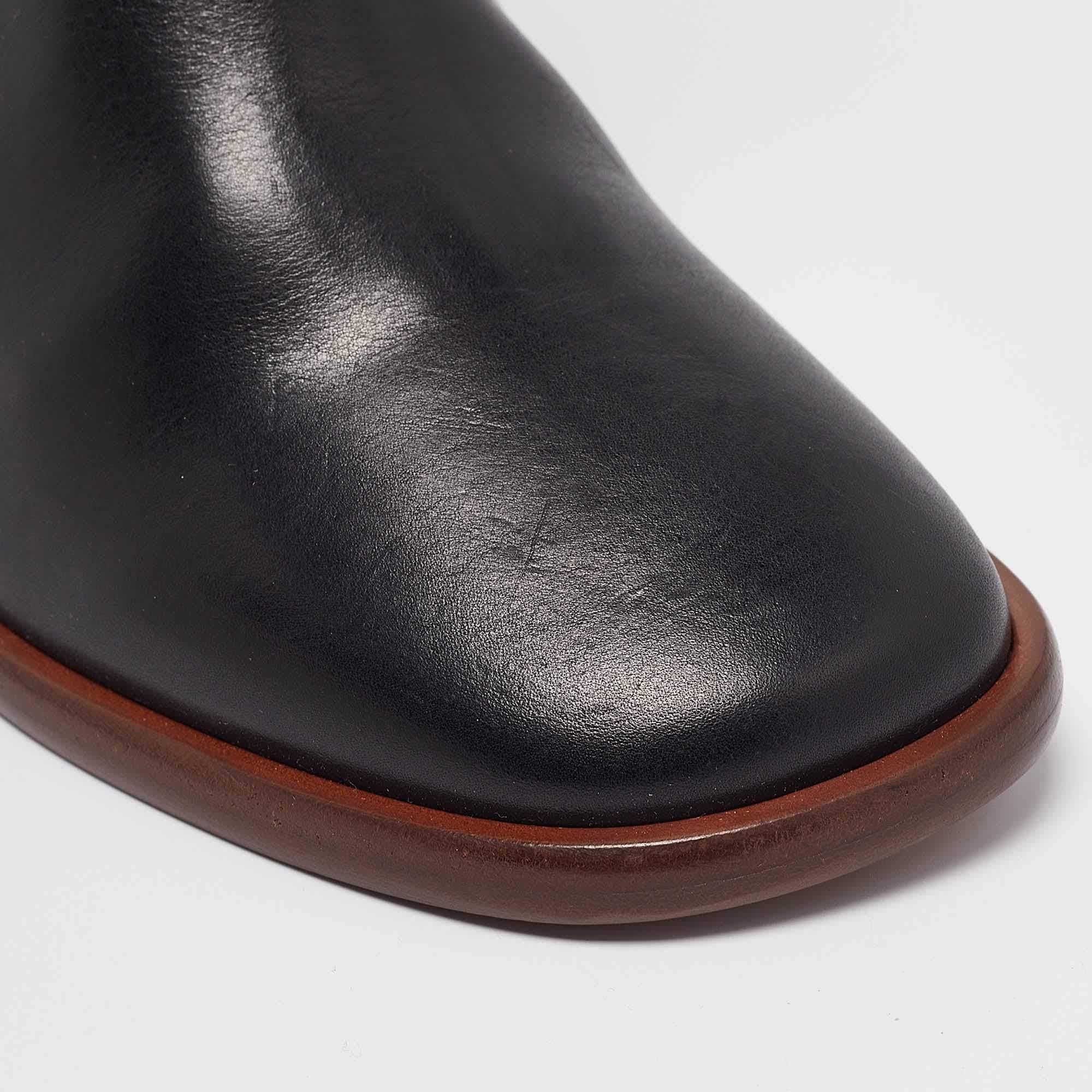 Chloe Black Leather Ankle Length Boots Size 37 For Sale 3