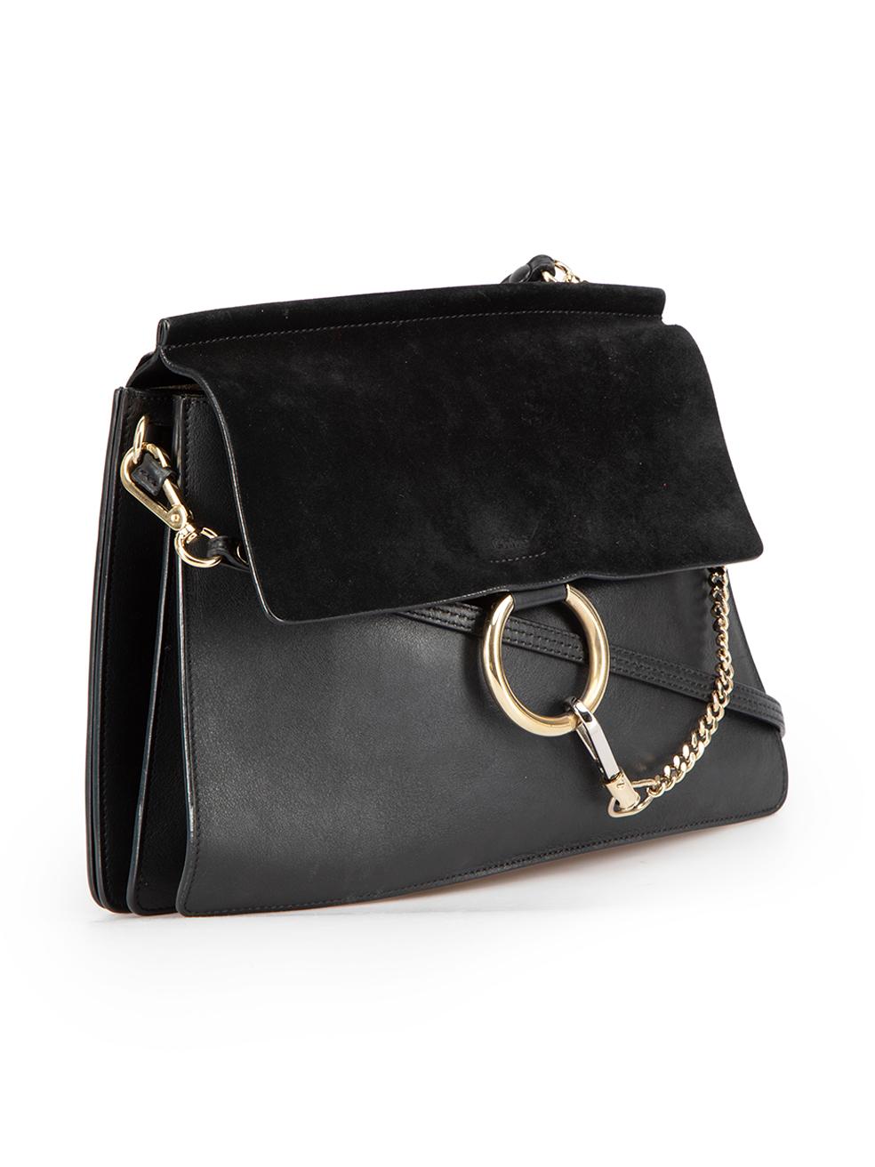 CONDITION is Very good. Minimal wear to bag is evident. Minimal wear to rear and lining with marks to the leather and the top flap with abrasions to the suede on this used Chlo√© designer resale item.
  
Details
Faye
Black
Leather
Medium crossbody
