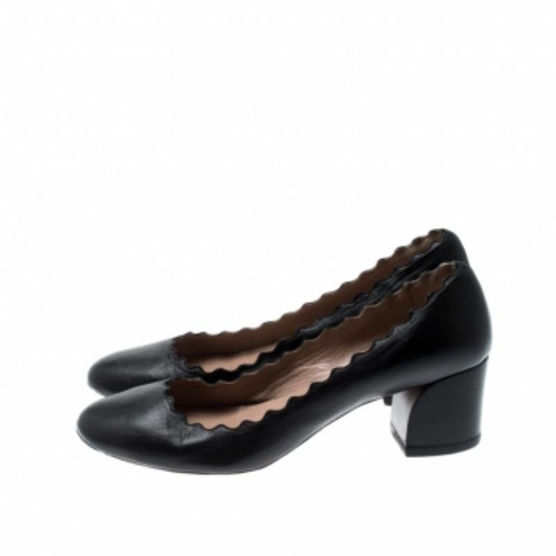 Chloe Leather Black Lauren Scallop Trim Block Heel Pumps Size 38.5 en vente 3