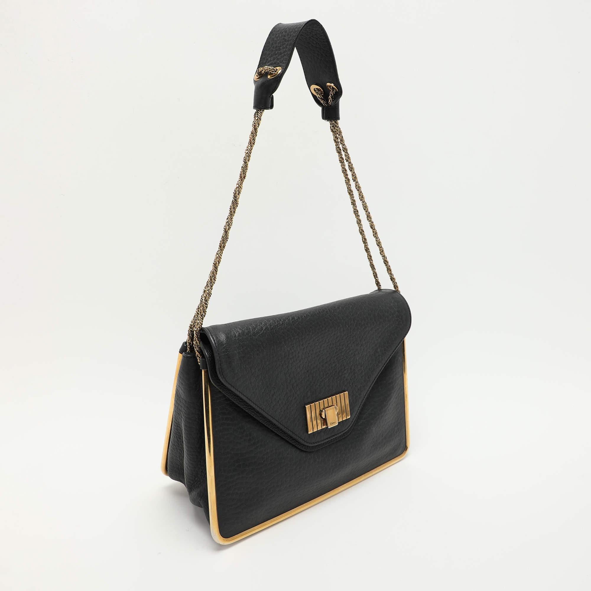 Chloe Black Leather Medium Sally Flap Shoulder Bag In Good Condition In Dubai, Al Qouz 2