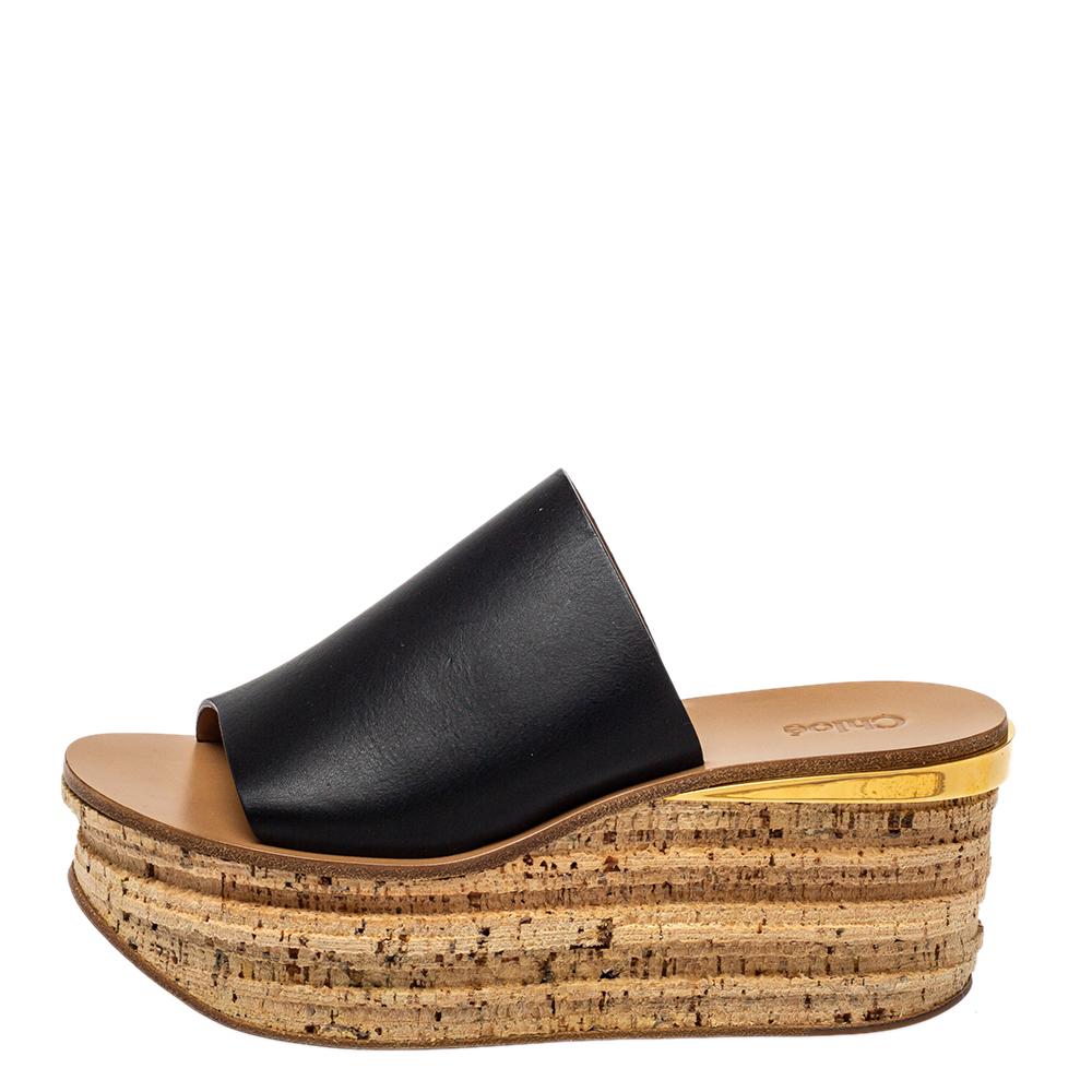 Chloé Black Leather Wedge Mules Sandals Size 38 In New Condition In Dubai, Al Qouz 2
