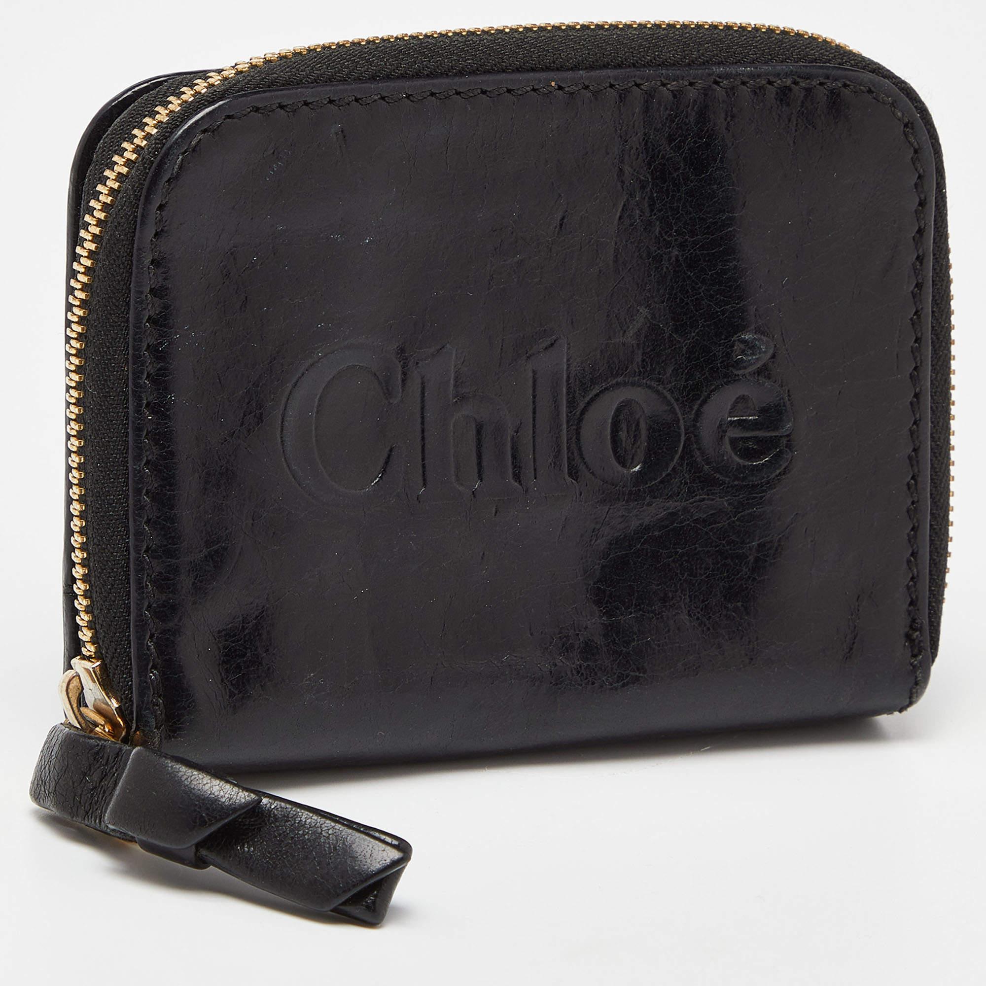 Women's Chloe Black Leather Zip Compact Wallet For Sale