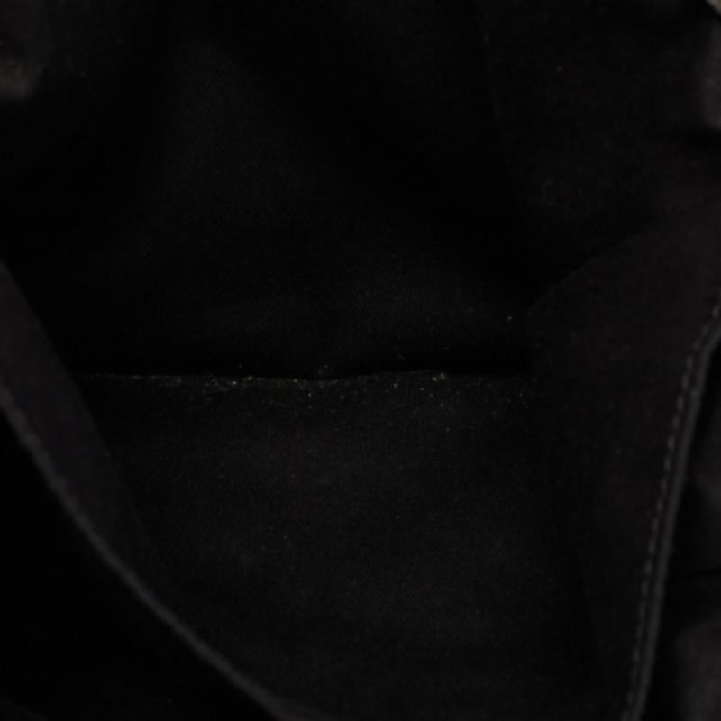 Chloe Black Leather Zip Messenger Bag en vente 2