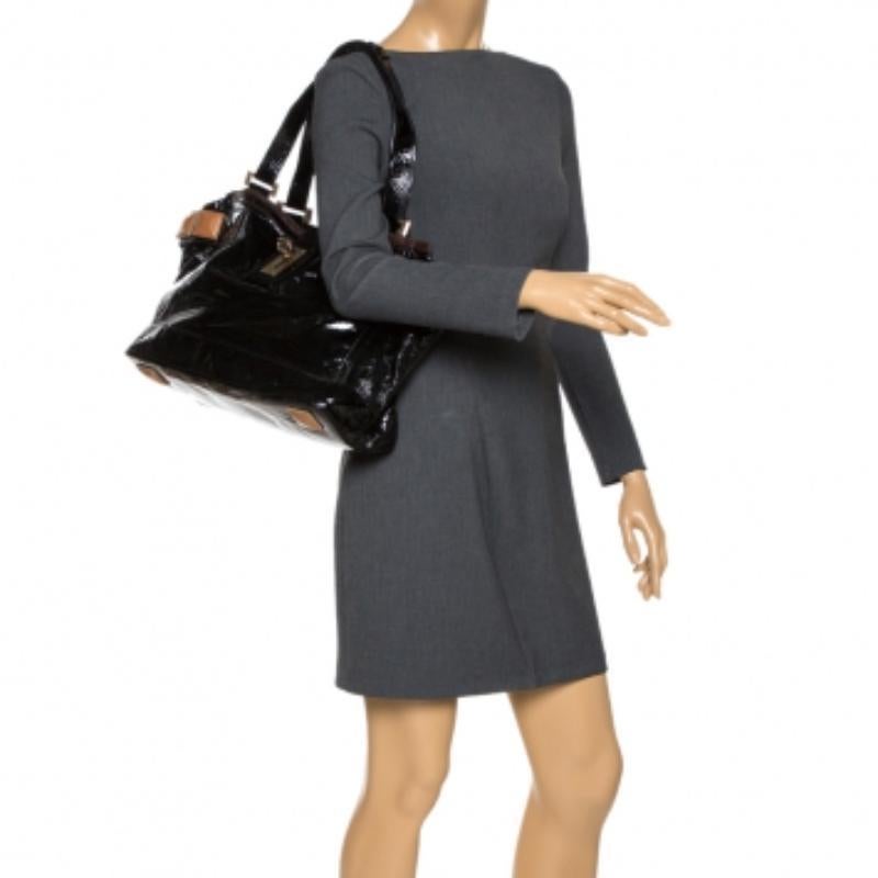 Noir Chloe - Audra - Fourre-tout en cuir verni noir en vente