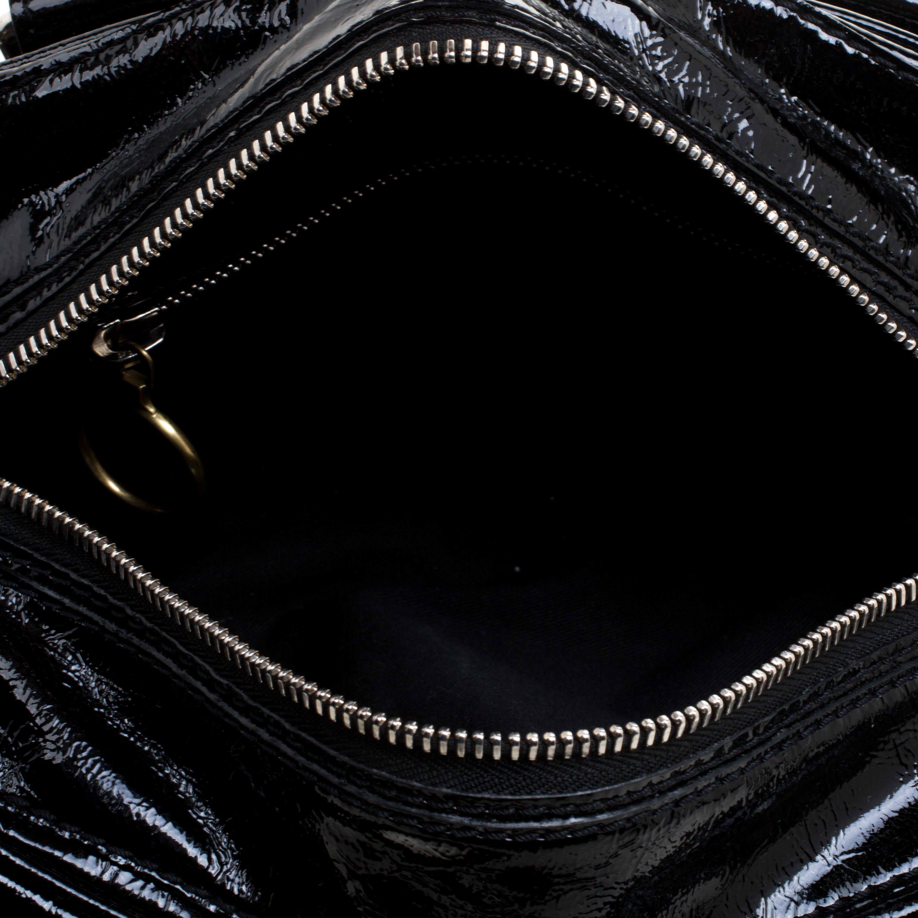 Sac Betty en cuir verni noir de Chloe 5