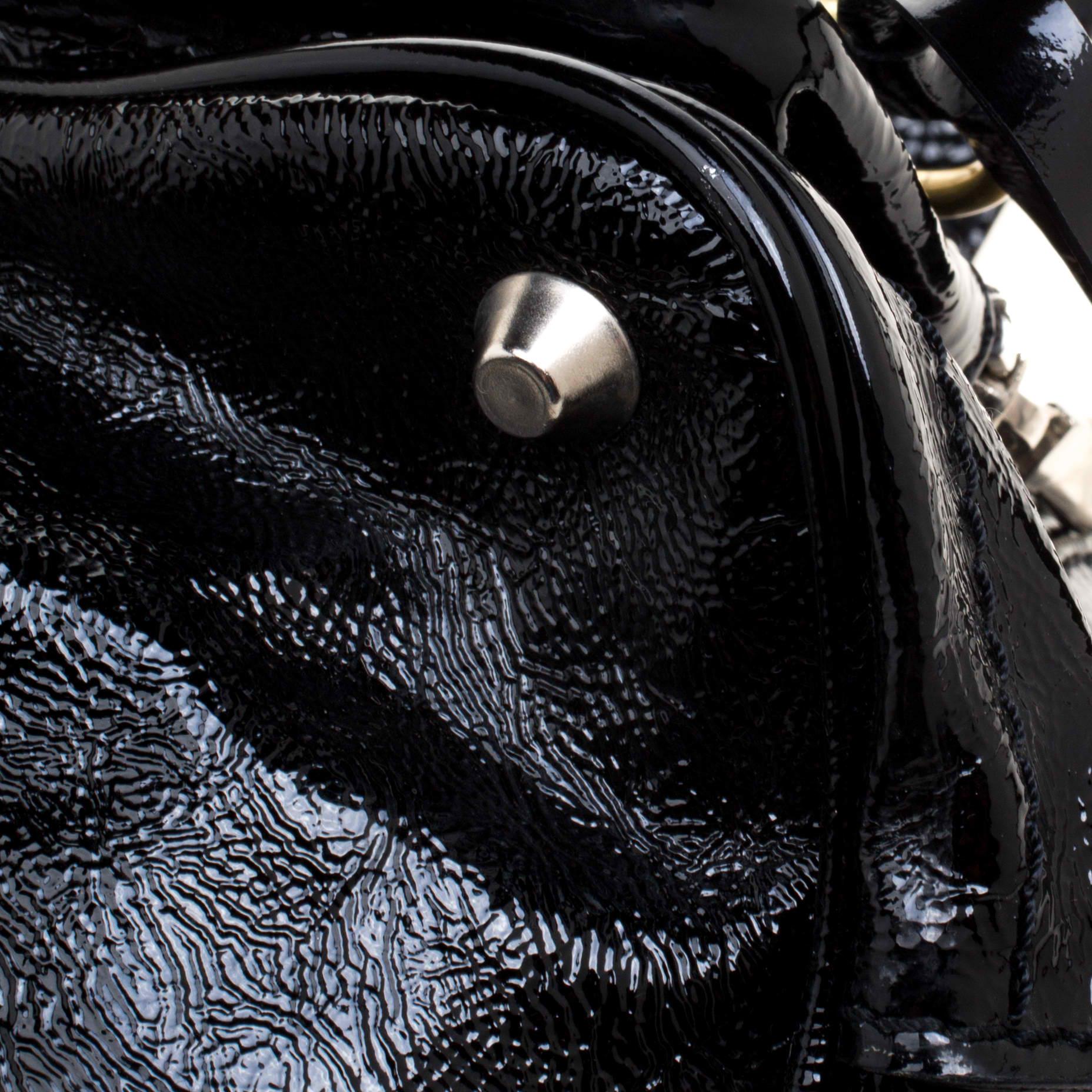  Sac Betty en cuir verni noir de Chloe Pour femmes 