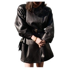 CHLOE Schwarzes zweireihiges, mittleres Mantel-Jackenkleid aus Schafsleder