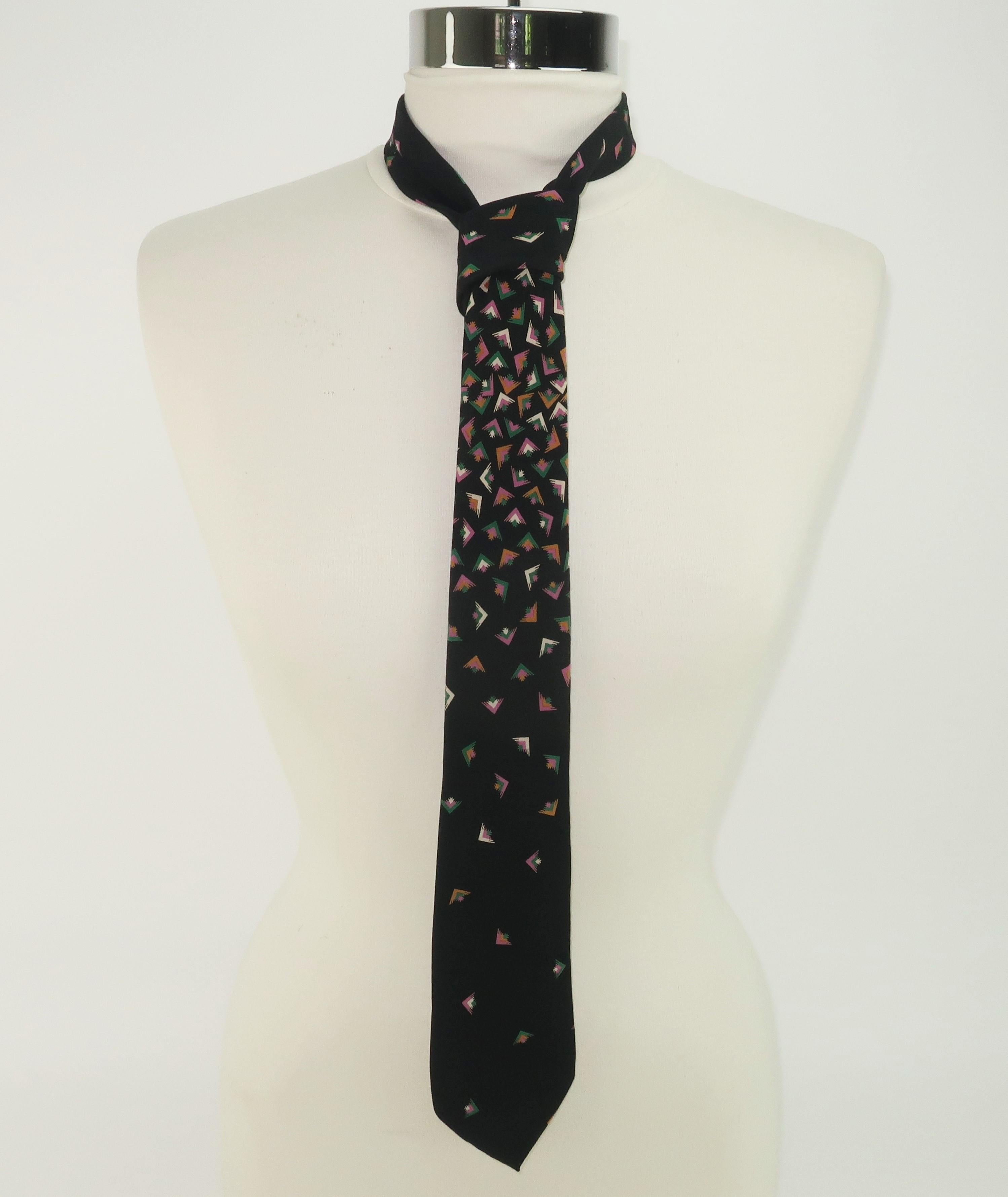 Chloe Black Silk Geometric Print Neck Tie Men's Necktie For Sale 7