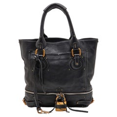 Chloe Schwarze Paddington-Tasche aus Leder mit Nieten