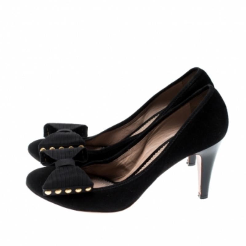 Chloé Black Suede Bow Pumps Size 39.5 en vente 3