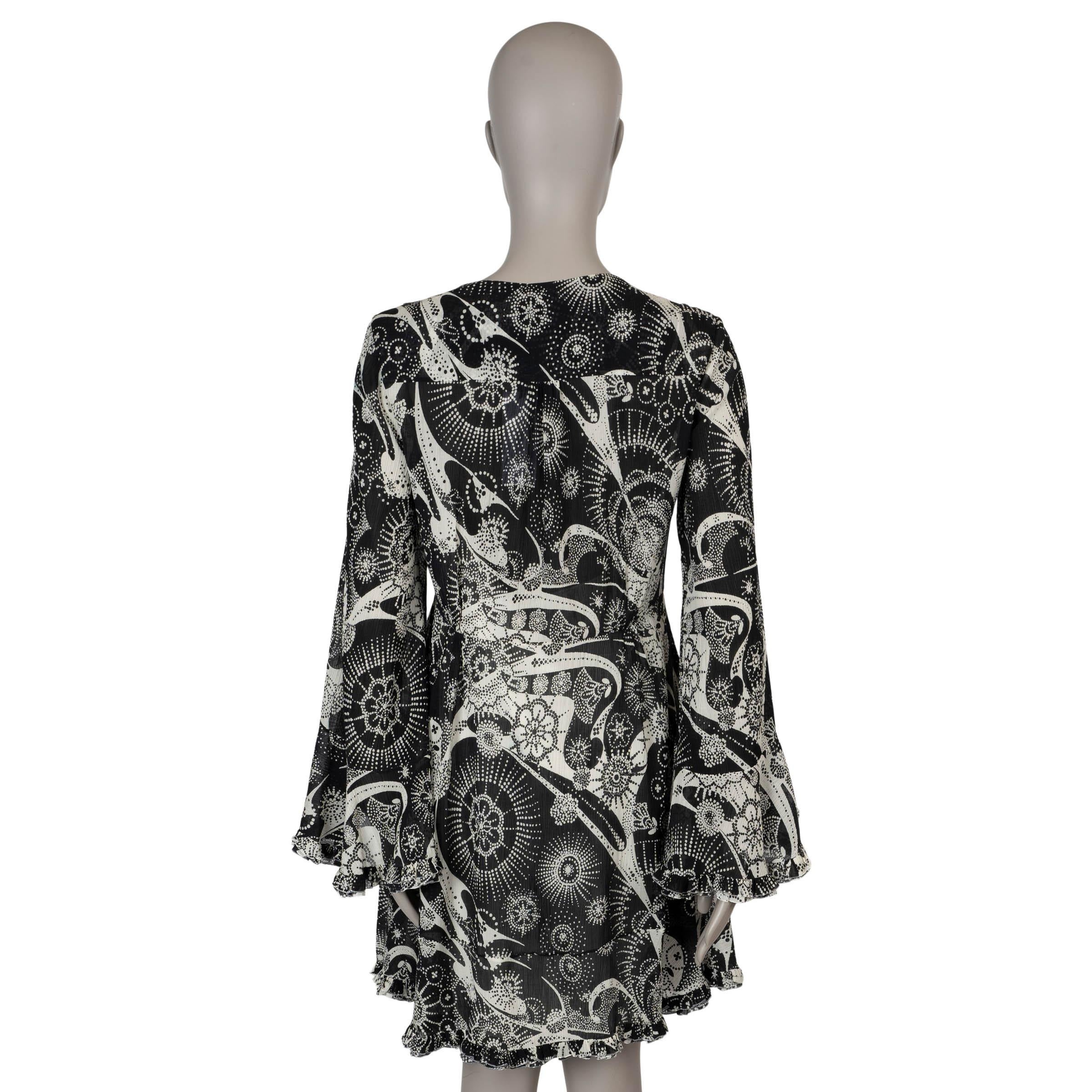 Black CHLOE black & white cotton & silk 2018 FLORAL RUFFLED MINI Dress 40 M For Sale