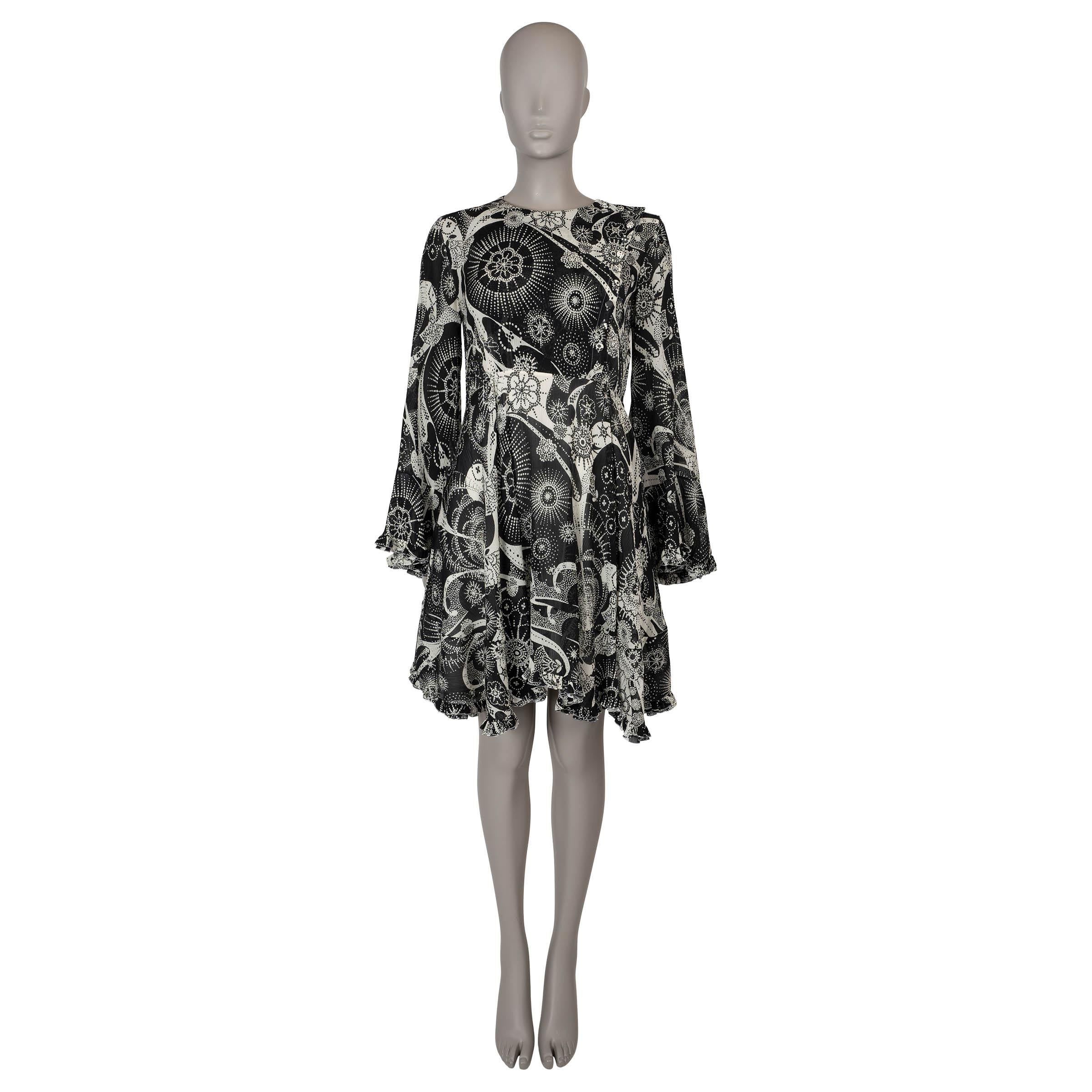 Women's CHLOE black & white cotton & silk 2018 FLORAL RUFFLED MINI Dress 40 M For Sale