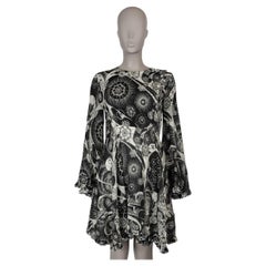 CHLOE Mini robe noire et blanche en coton et soie 2018 FLORAL RUFFLED 40 M