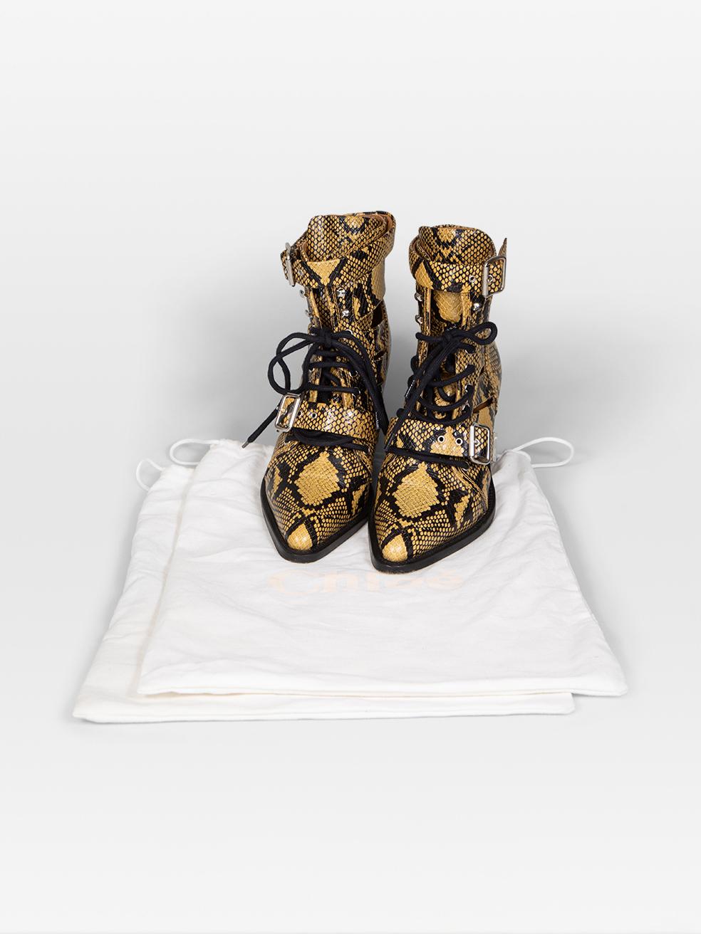 Chloé Black & Yellow Leather Rylee Snakeskin Print Boots Size IT 39.5 For Sale 4