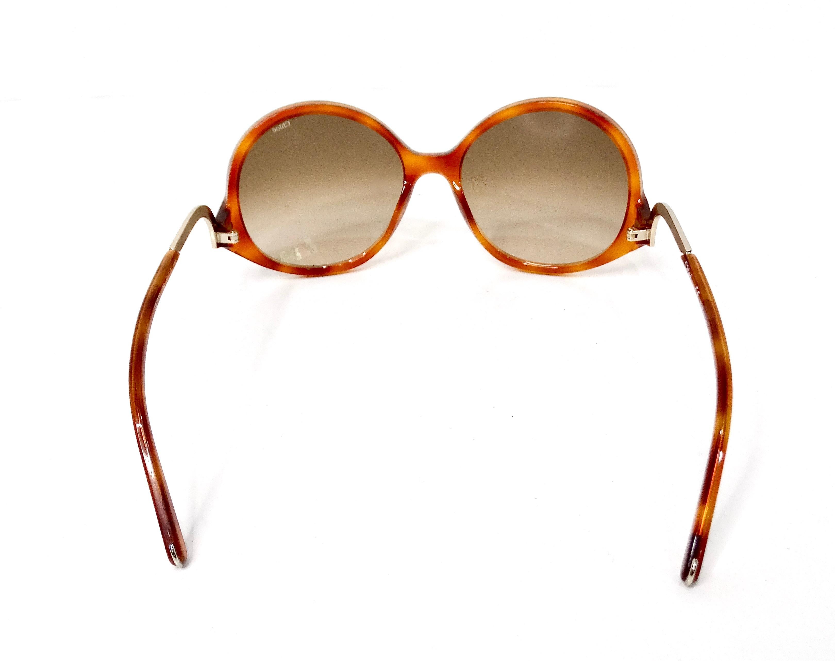 Occhiali da sole tondi oversize Chloe Blonde Tortoise in vendita 1