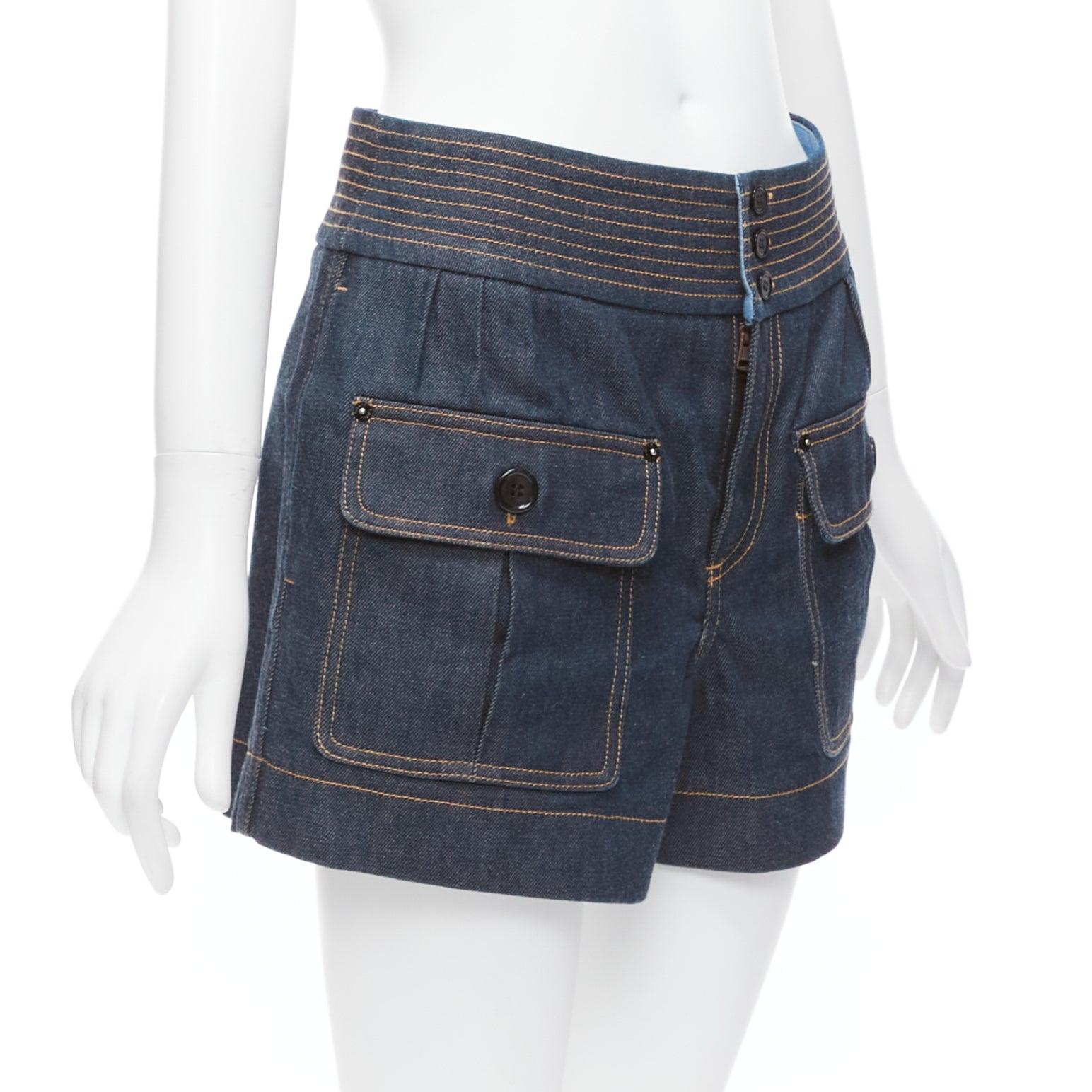 Black CHLOE blue cotton raw denim yellow topstitched cargo pocket shorts FR36 S For Sale