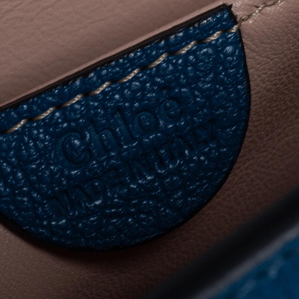 Chloé Kleine Elsie Umhängetasche aus blauem Leder 5