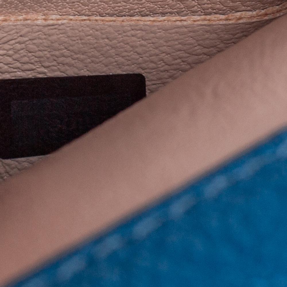 Chloé Kleine Elsie Umhängetasche aus blauem Leder 9