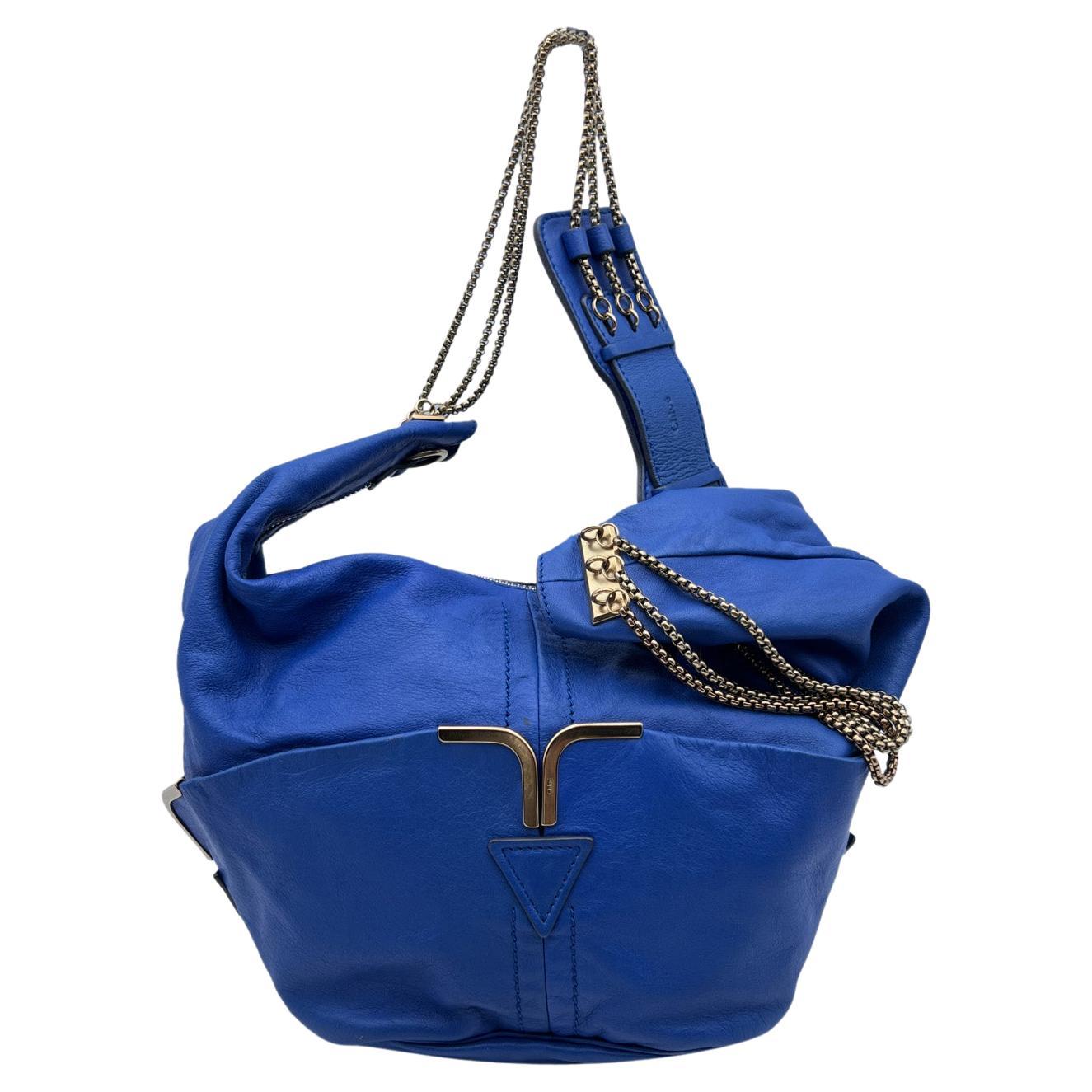 Chloe Borsa a tracolla Milton Hobo in pelle blu con tripla catena