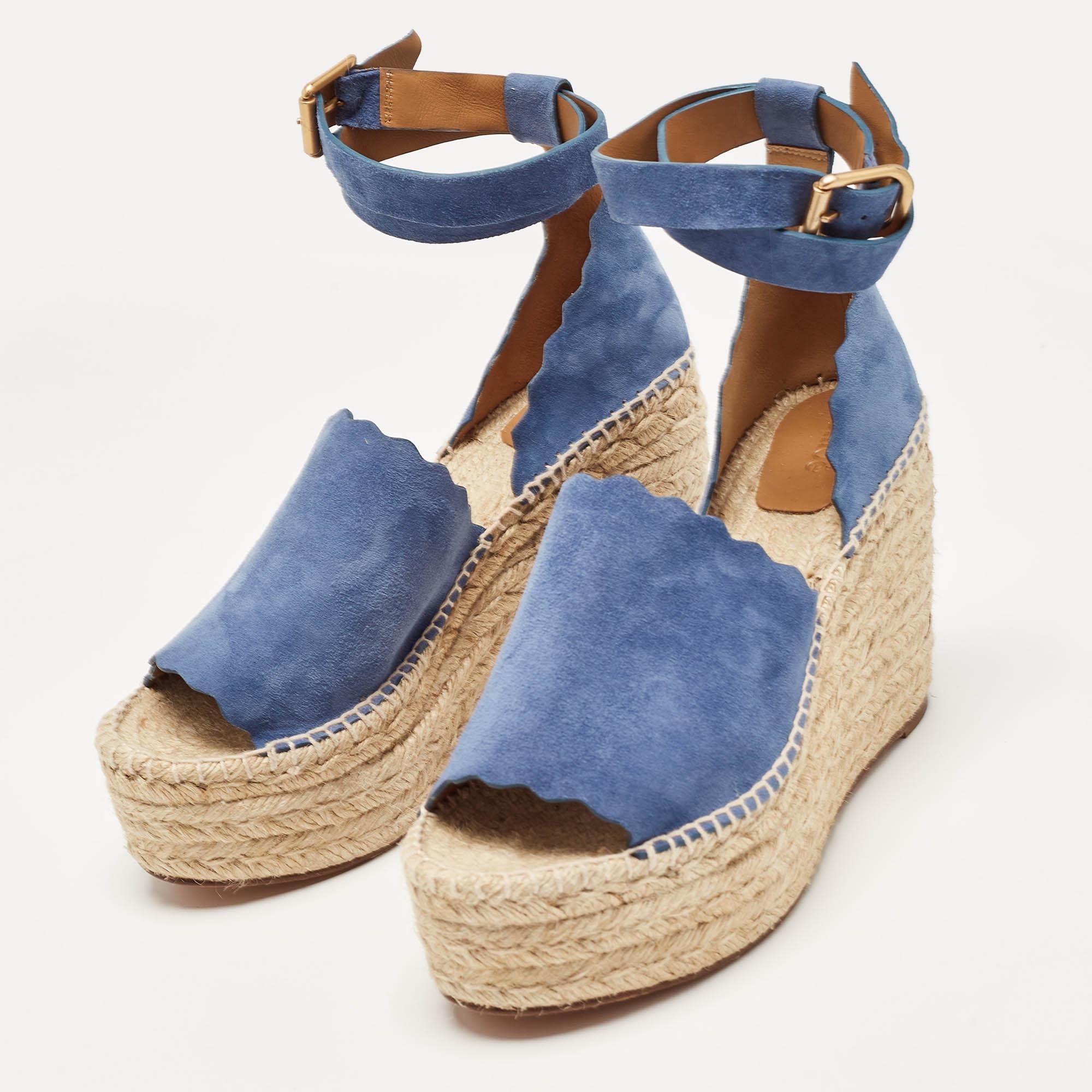Whether you're into high style, comfort, or both, these lovely Chloe Lauren wedges will never disappoint. They feature a chic silhouette and an eye-pleasing hue. Make this pair yours today!

