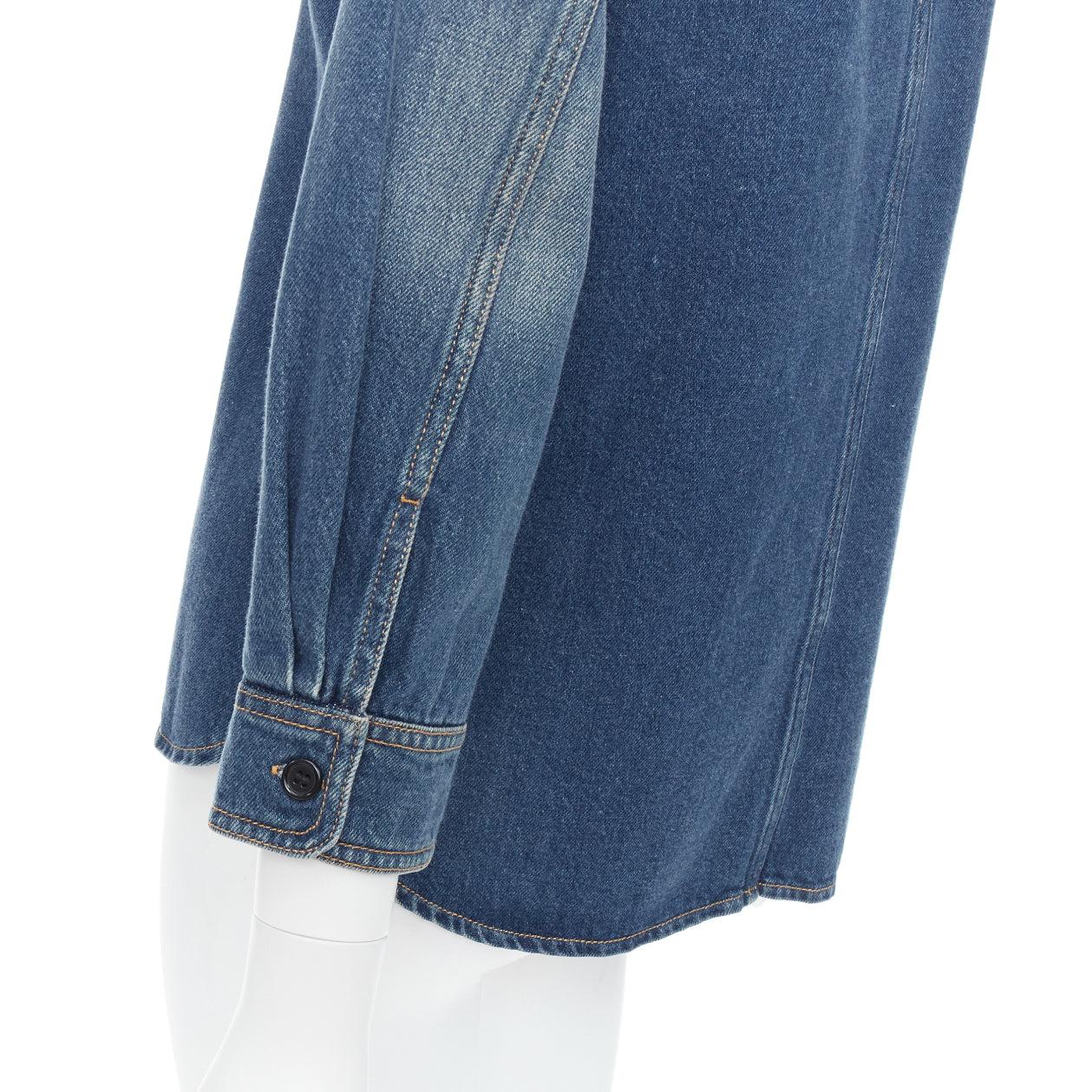 CHLOE blue washed denim cotton cropped sleeve over shirt FR38 M
Reference: NILI/A00081
Brand: Chloe
Material: Denim
Color: Blue
Pattern: Solid
Closure: Button
Made in: Tunisia

CONDITION:
Condition: Excellent, this item was pre-owned and is in