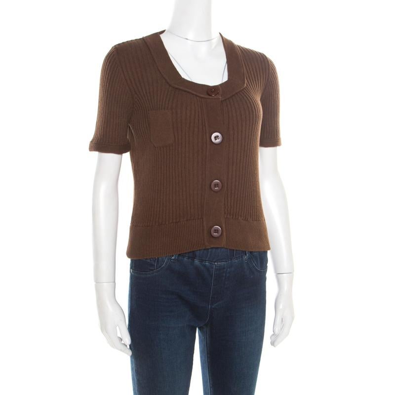 With a Chloe top in your wardrobe you can now dress to kill for any occasion. This elegant brown top brings out the festive mood and attractiveness your look with its lively design. This cotton and linen top is just what you need to stand out in a