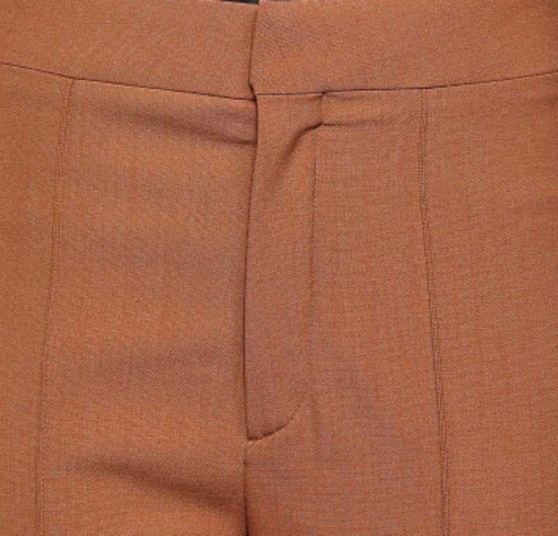 Chloe Brown Pantalon à jambes évasées en laine Delight M Excellent état - En vente à Dubai, Al Qouz 2