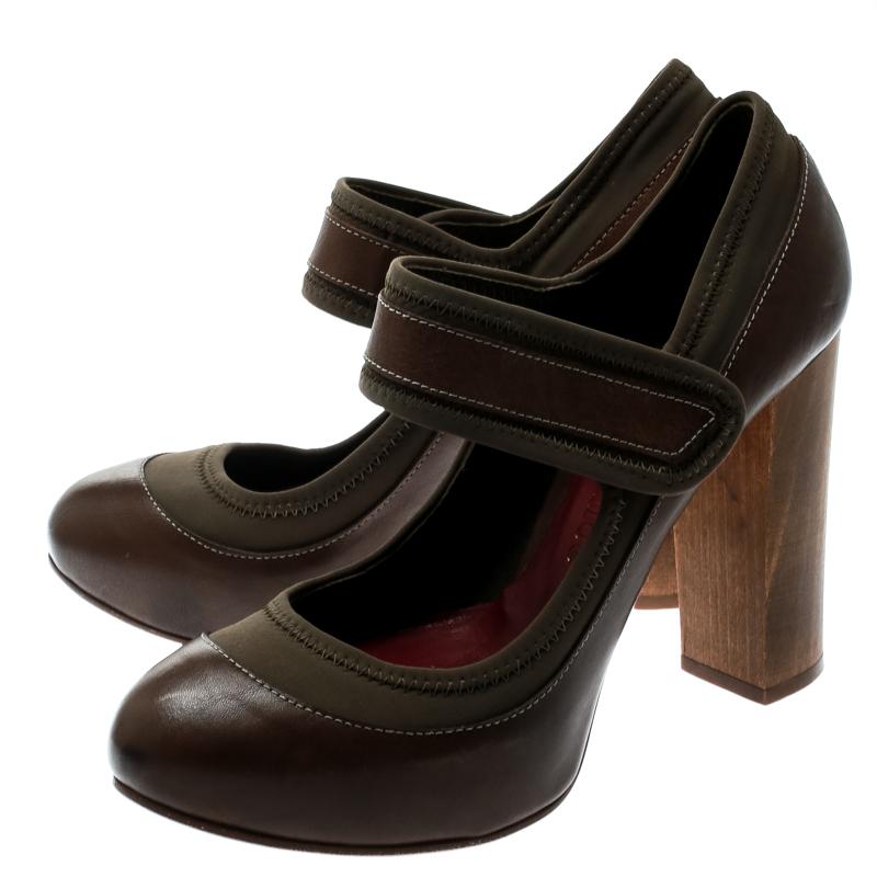 Chloe Brown Leather And Khaki Fabric Mary Jane Block Heel Platform Pumps Size 38 In Good Condition For Sale In Dubai, Al Qouz 2