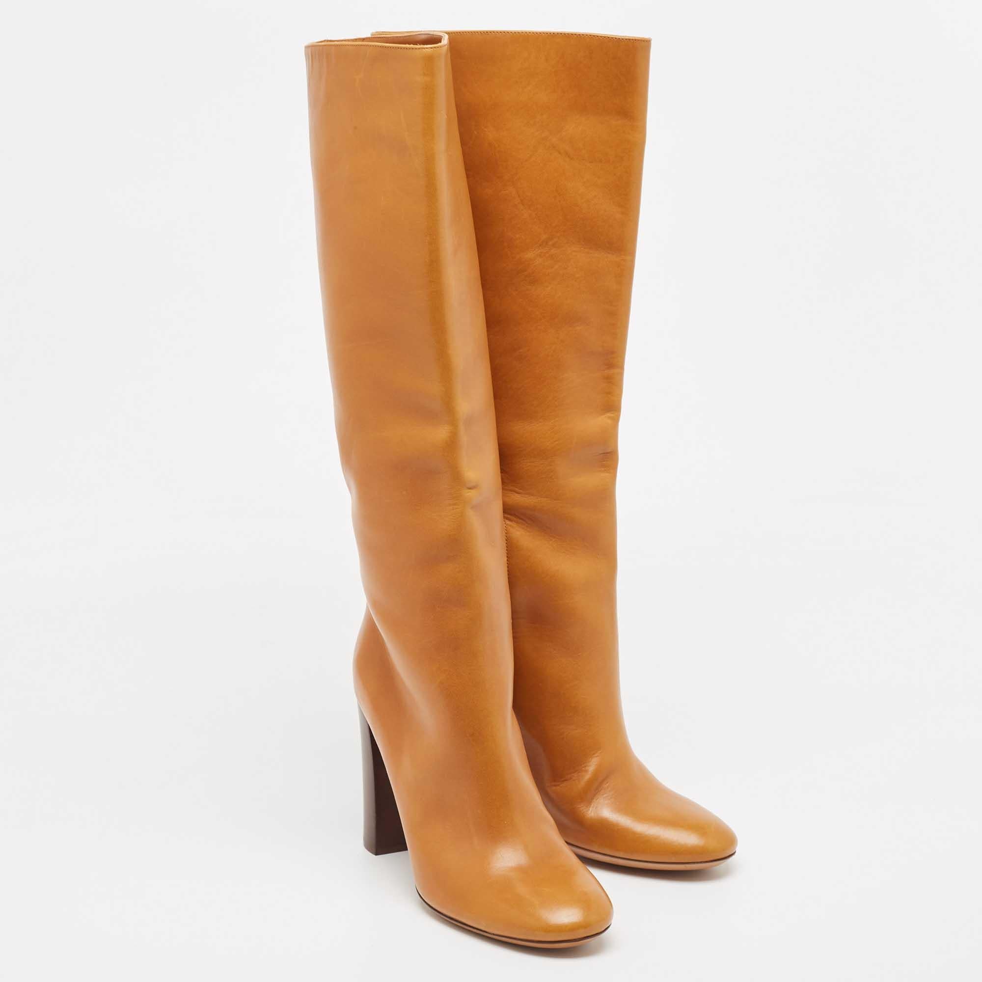 Chloe Brown Leather Knee Length Boots Size 41 In Excellent Condition For Sale In Dubai, Al Qouz 2