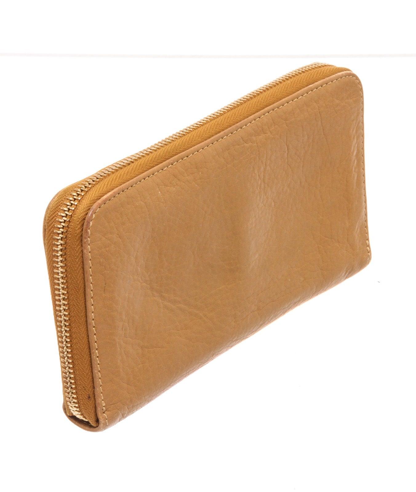 Chloe Brown Leather Lily Zip Wallet with gold-tone hardware, single exterior In Good Condition In Irvine, CA