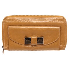Chloe Brown Leather Lily Zip Wallet with gold-tone hardware, single exterior