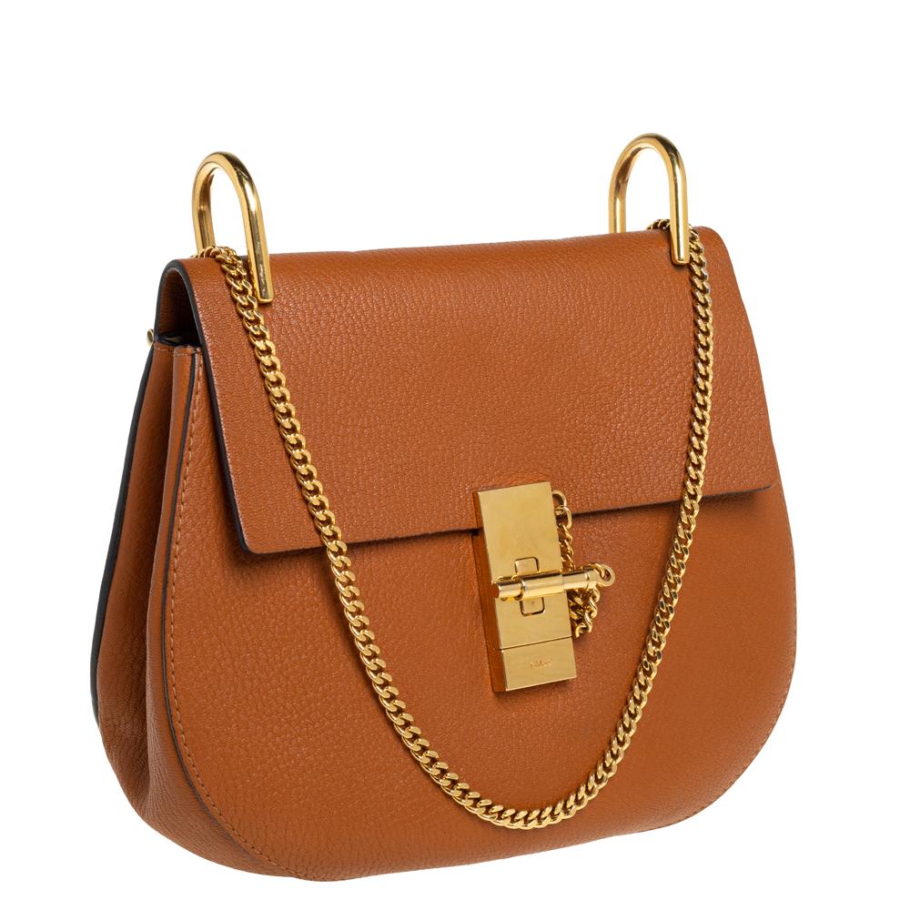 Marron Chloé - Sac à bandoulière Drew en cuir marron, taille moyenne