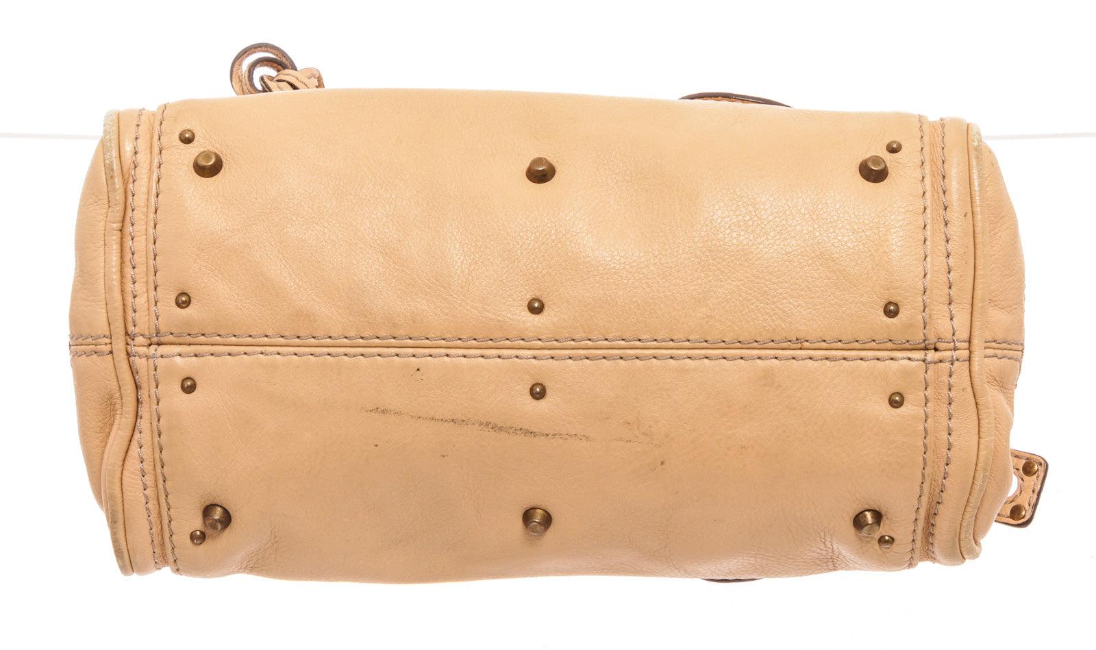 Paddington Umhängetasche aus braunem Leder mit goldfarbenen Beschlägen im Zustand „Gut��“ im Angebot in Irvine, CA