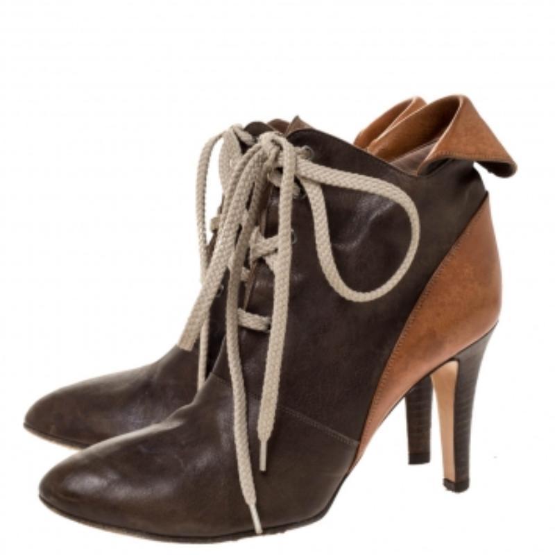 Chloe - Stivaletti a punta in pelle marrone misura 36 in vendita 1