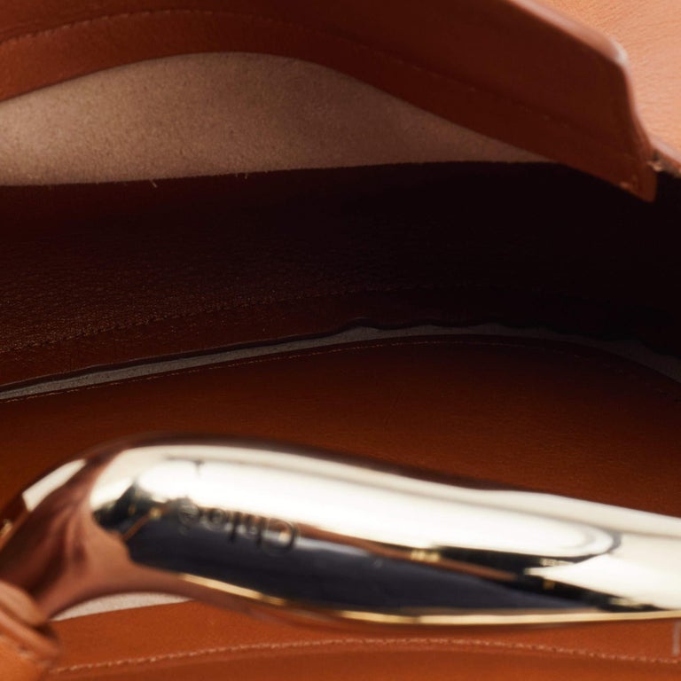 Chloe Brown Leather Small Kiss Crossbody Bag For Sale at 1stDibs