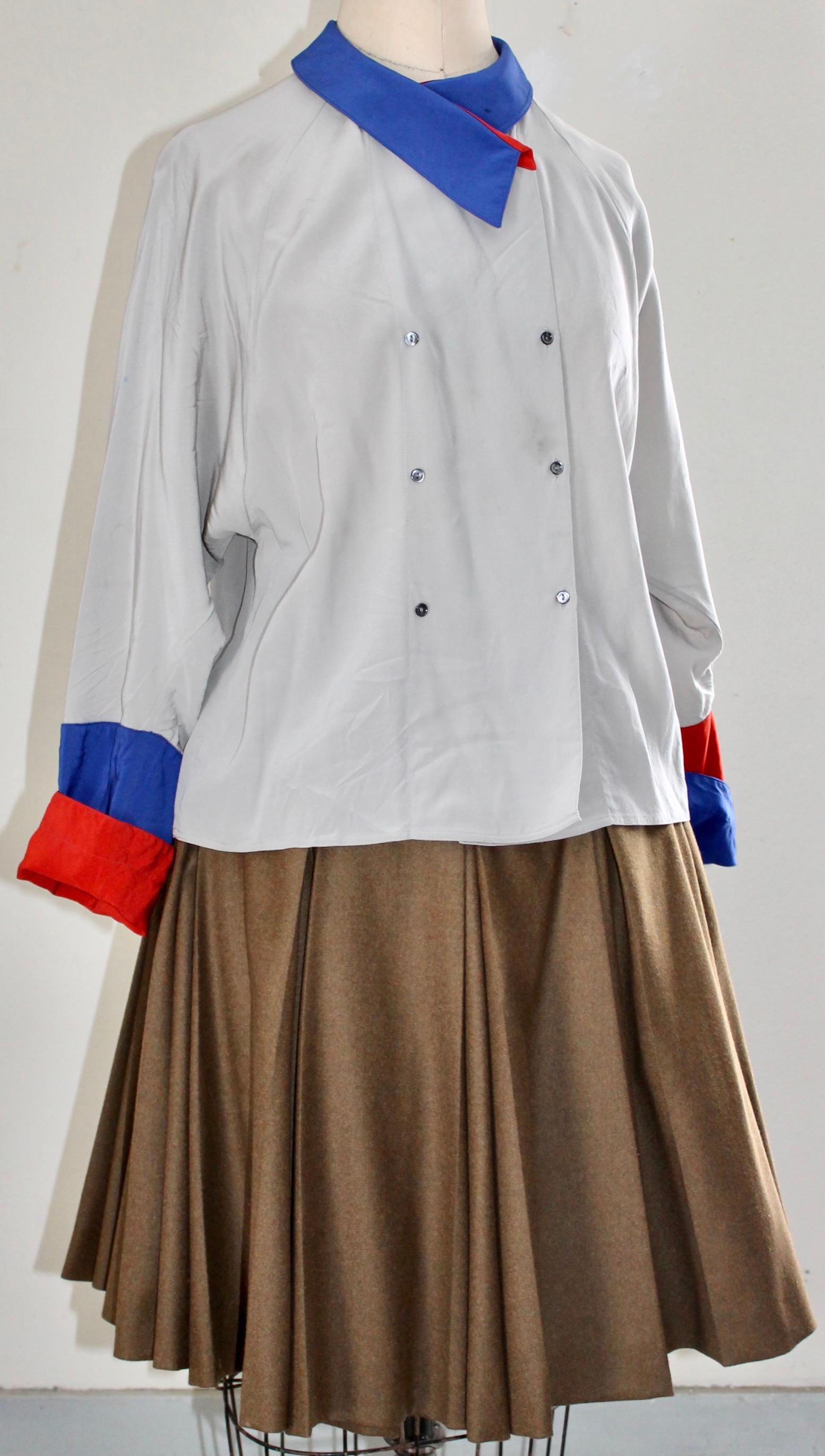 Nutmeg wool pleated, lined military style
skirt.