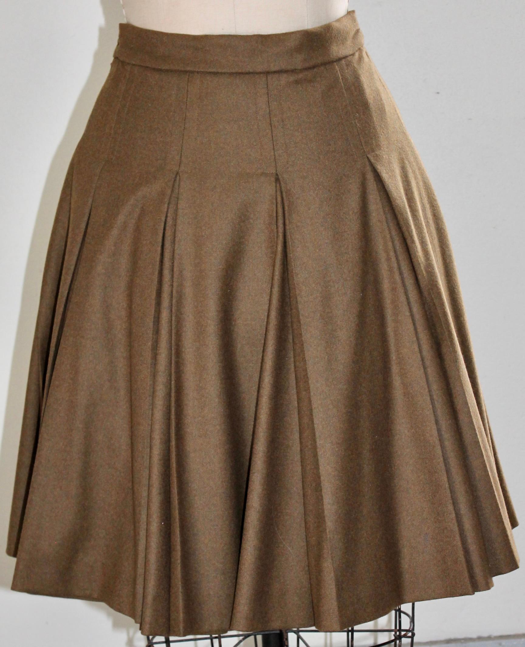 Chloe Brown Skirt In Good Condition For Sale In Sharon, CT