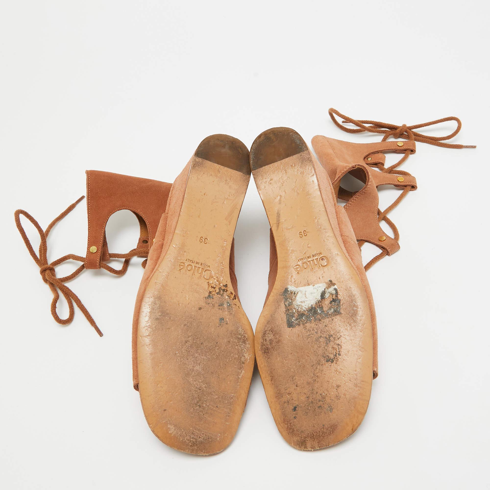 Chloe Brown Suede Caged Tie Up Ghillie Wedge Sandals Size 39 (Sandales à talons compensés en daim avec cage) 1