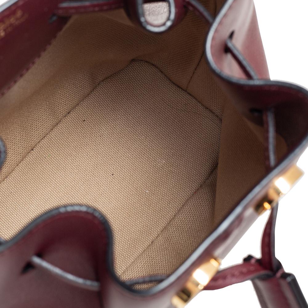 Chloe Burgundy Leather Gala Bucket Bag In Good Condition In Dubai, Al Qouz 2