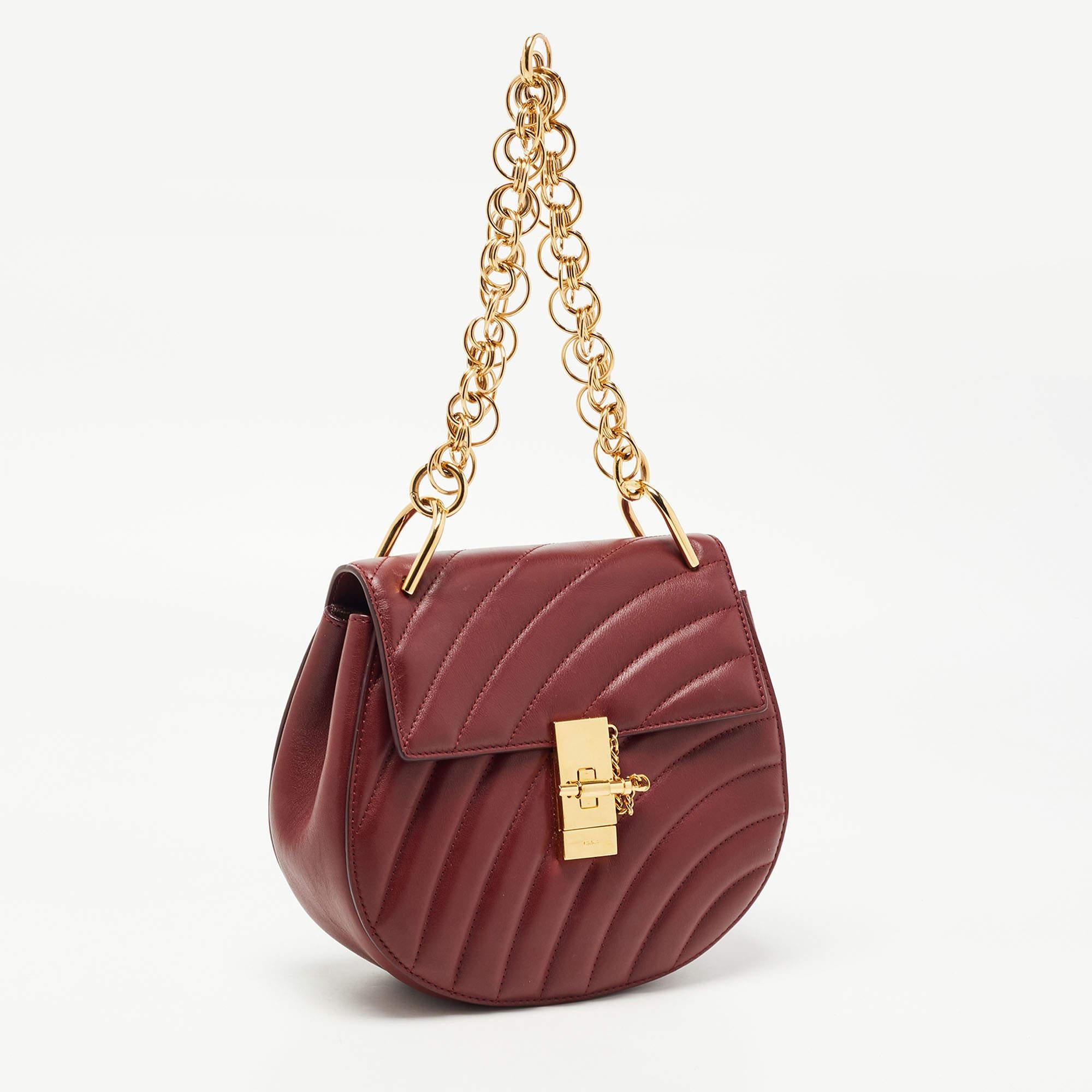 Chloe Burgundy Leather Medium Drew Bijou Shoulder Bag In Good Condition In Dubai, Al Qouz 2